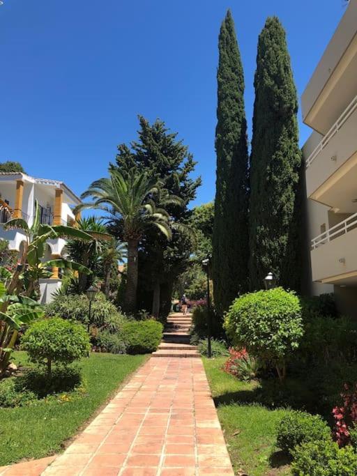 Apartamento Torremolinos 5 Personas + Parking + Piscina Todo El Ano Luaran gambar